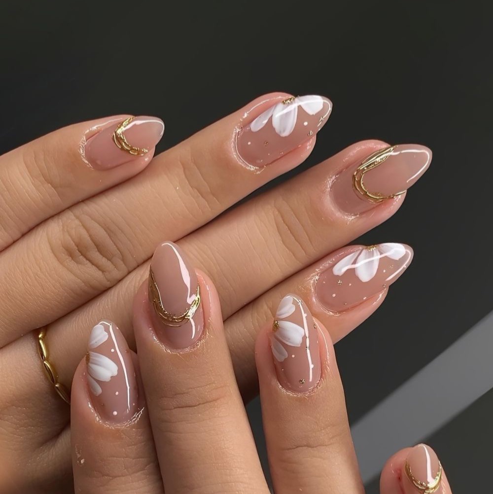 Simple Nail Art
